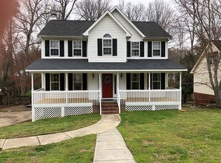 3016 Colony Dr, Jamestown, NC 27282