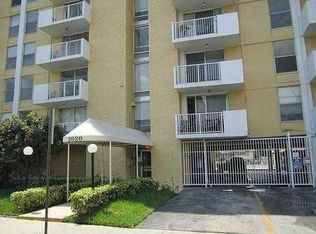 2020 NE 135th St, Miami, FL 33181