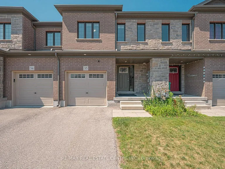 135 Hardcastle Dr #35 — Photo 2