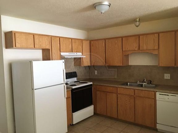 5th image of 4101 Terri Linn APT B