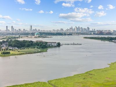 133 Commander Shea Blvd APT 713, Quincy, MA, 02171