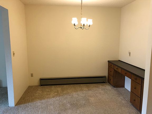 5th image of 498 Walker Ave APT 7