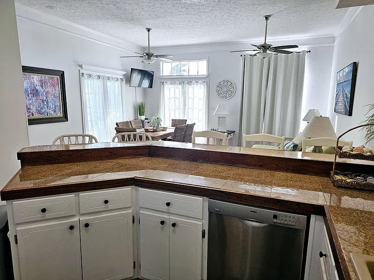 17878 Front Beach Rd #B1 — Photo 18