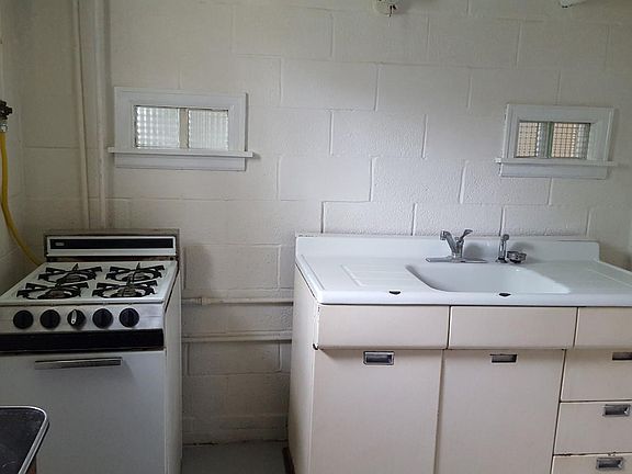 5th image of 1401 E Richwoods Blvd