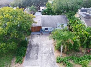 138 41st Ave NE, Saint Petersburg, FL 33703