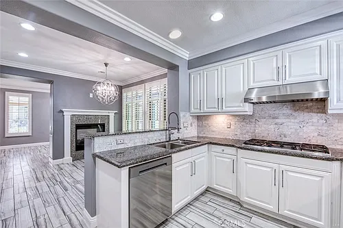 2682 Bungalow Pl Photo 1