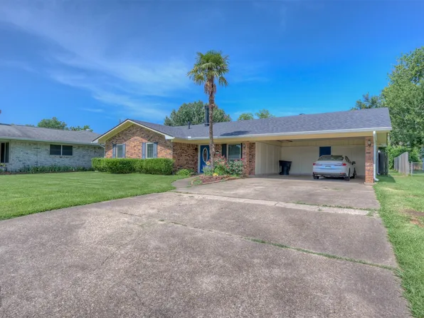 1905 Miles St, Bossier City, LA 71112