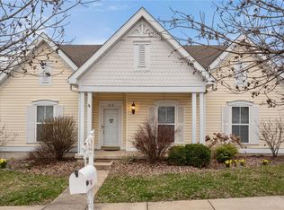 315 Hawks View Dr, O'Fallon, MO 63368