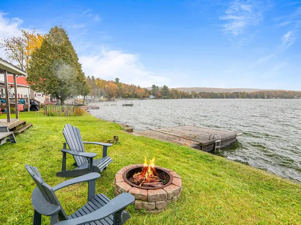 32 Dewing Road, Franklin, VT 05457