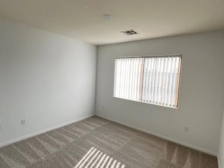 5473 Tinker Toy Ave — Photo 7