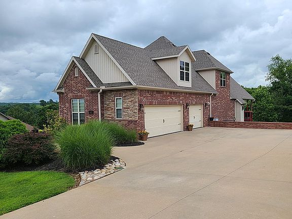 4th image of 3602 NW Creekstone Blvd