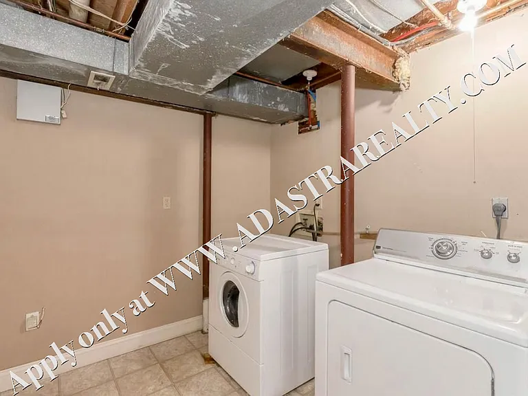 2715 Holmes St — Photo 28