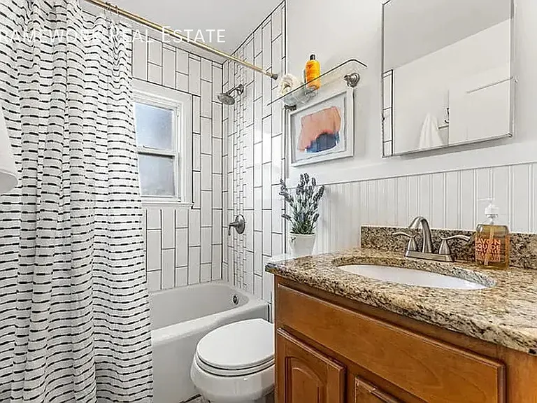 3150 N Fillmore St — Photo 30