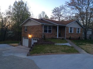 440 E Appletree Rd, Stearns, KY 42647