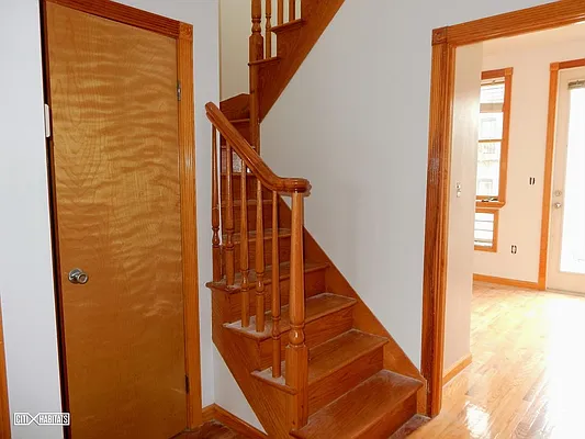 Rented by Citi Habitats | media 10