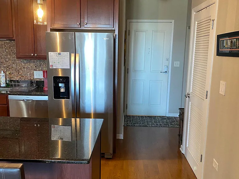828 W Grace St #1007 — Photo 4