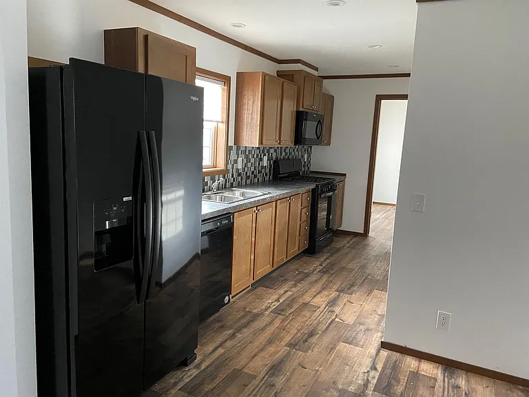 58 Lincoln Ave — Photo 11