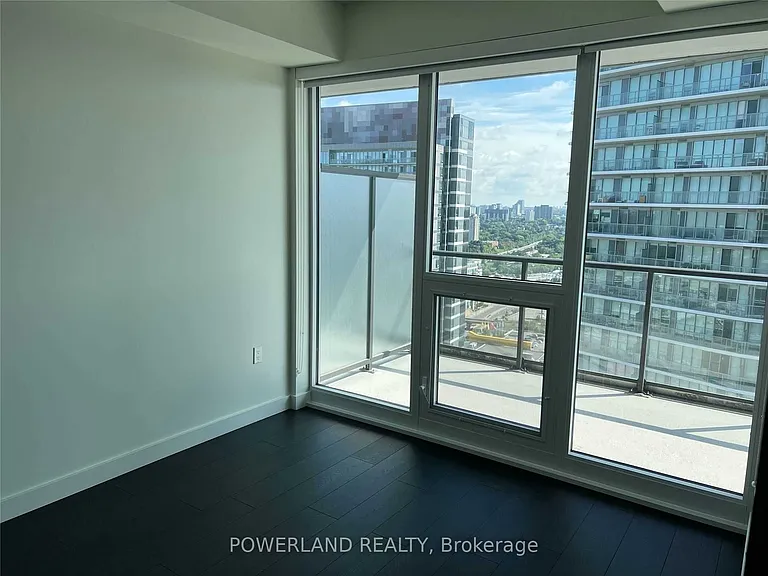 95 McMahon Dr #2901 — Photo 8