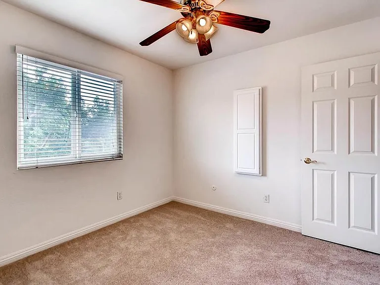 3910 Caminito Patricia — Photo 10