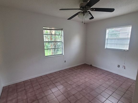 4th image of 1519 Mobile Ave