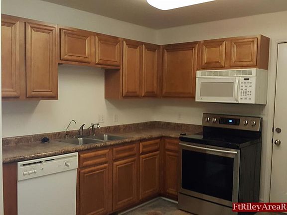 4th image of 908 Whitetail Ct