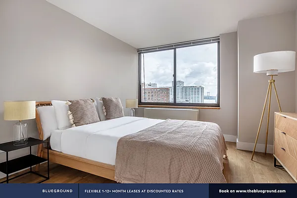 Rented by The Blueground | media 34