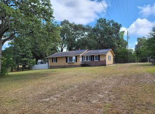 3321 Oak Hill Dr, Eastover, NC 28312