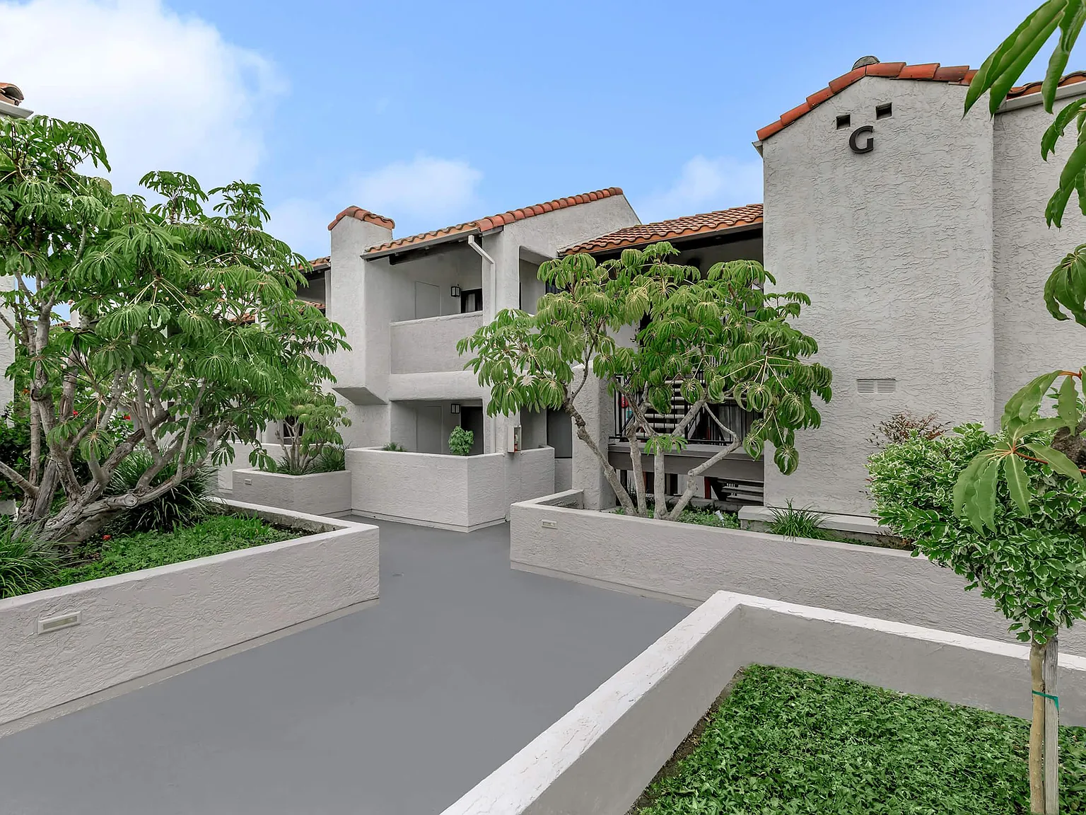 Park Center Place Apartments — Photo 4