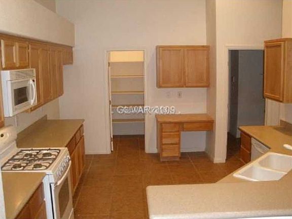 2nd image of 3104 Tanagrine Dr