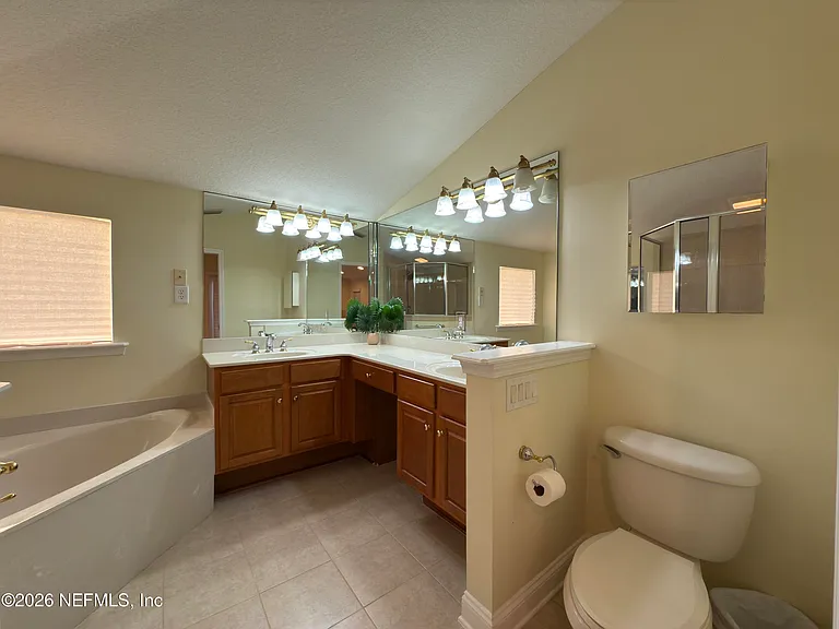 692 Sand Isles Cir — Photo 23