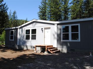 8521 Golden Valley Dr, Maple Falls, WA