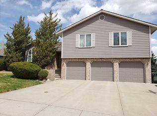 513 Clarion Dr, Gillette, WY 82718
