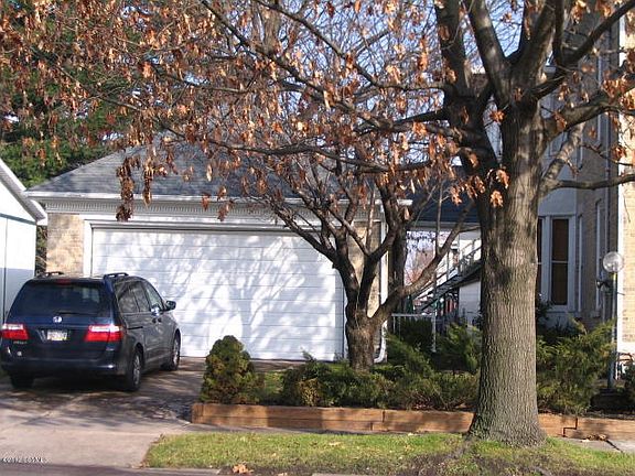 2-Car Garage