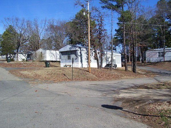 2nd image of 2060 Airport Rd