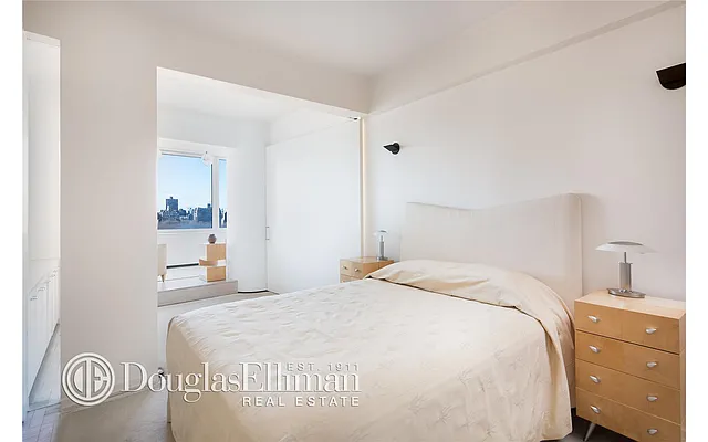 Sold by Douglas Elliman | media 3