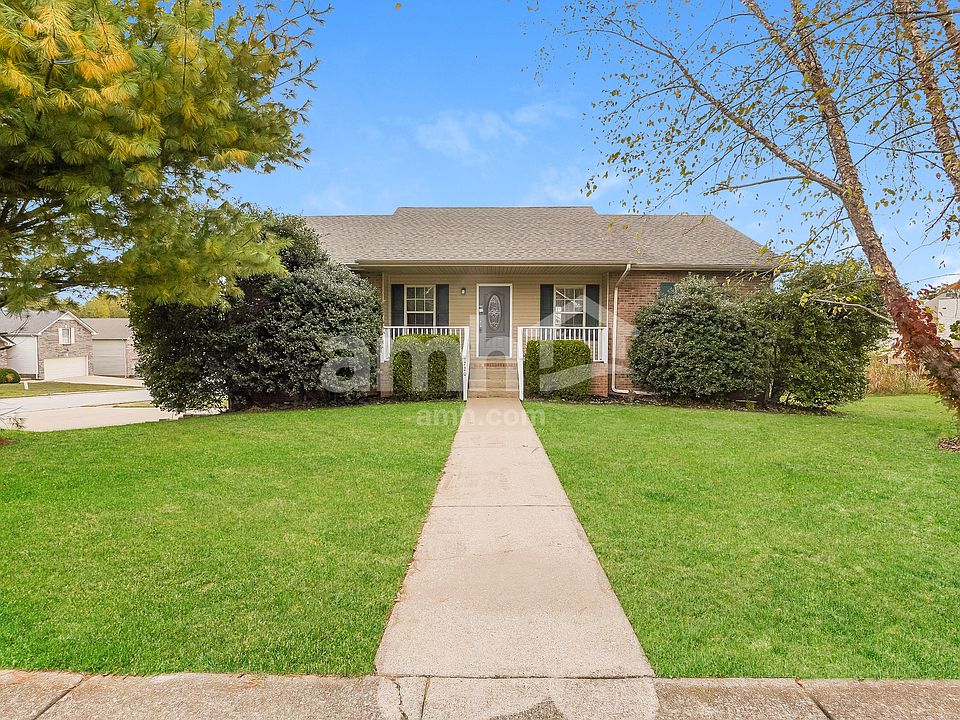 1st image of 720 Arrowfield Dr