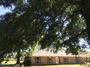 45095 Riverside Estates Dr, Saint Amant, LA 70774