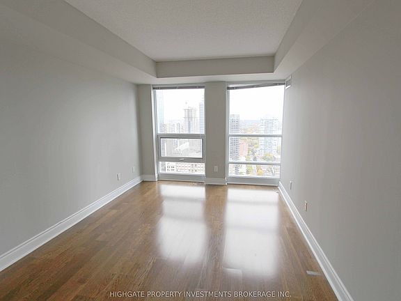 5th image of 763 Bay St #3403