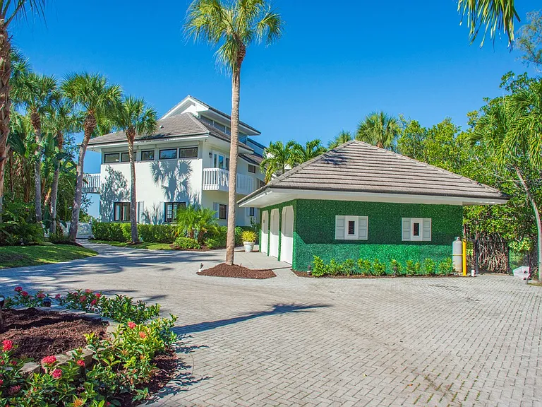 1635 S Highway A1A — Photo 51