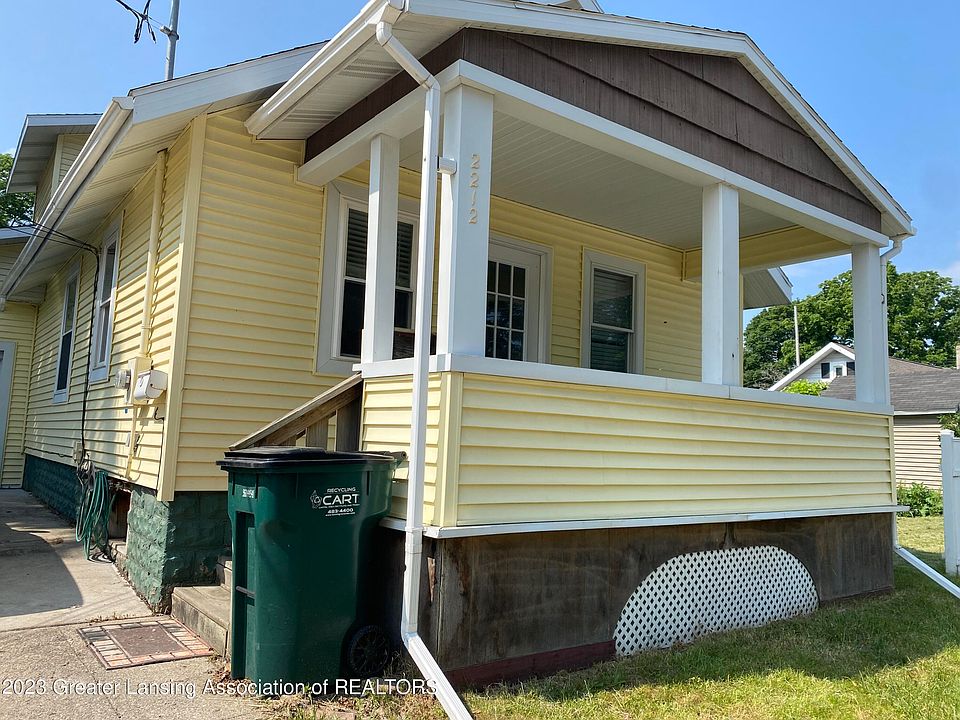 1st image of 2212 E Saginaw St