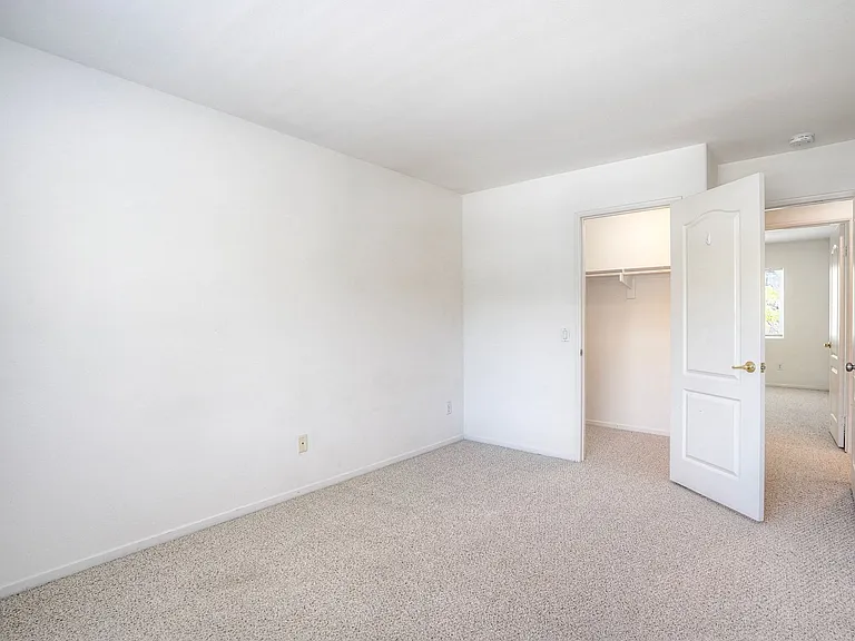 2938 W Canyon Ave W — Photo 34