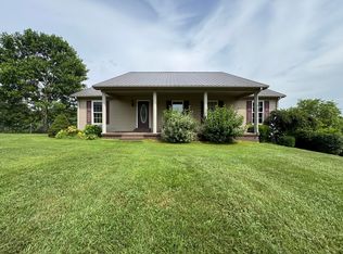 481 Lake View Rd, Ewing, KY 41039
