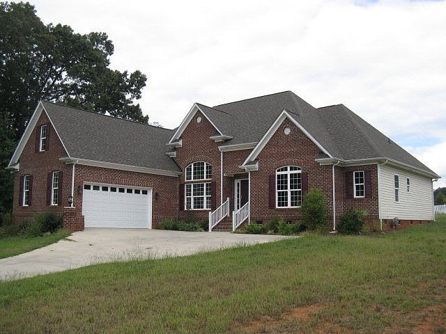 2nd image of 248 Autumnlight Dr