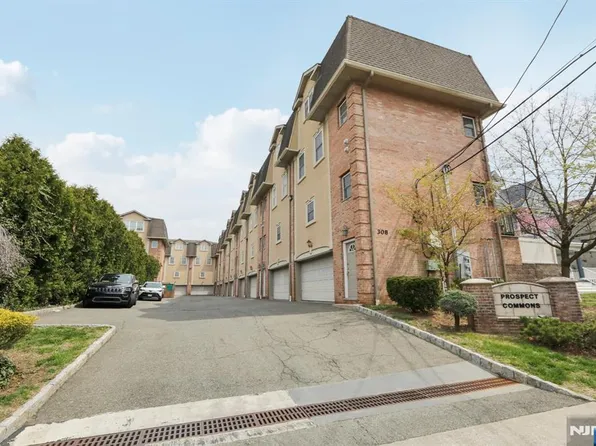 308 Hamilton Pl Unit 21, Hackensack, NJ 07601