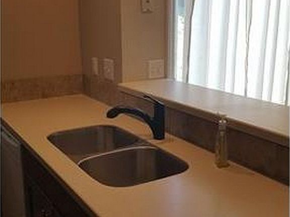 3rd image of 5604 Prescott Ct #203