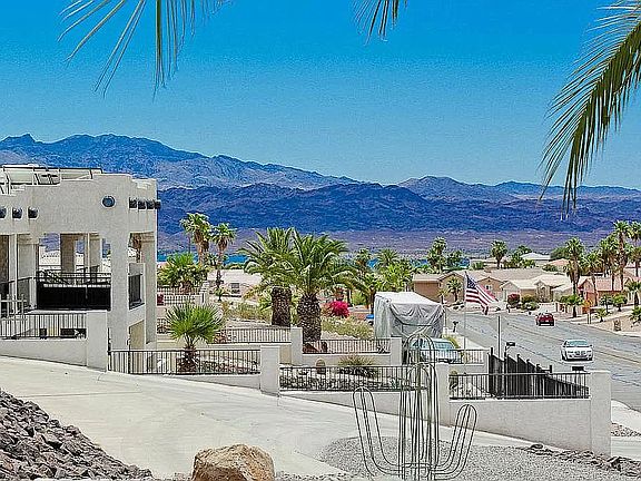 5th image of 240 Acoma Blvd S
