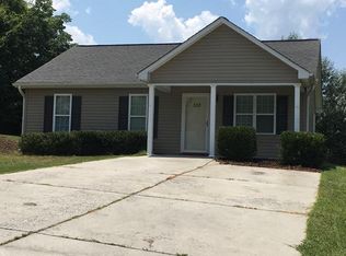 520 Smith St, Burlington, NC 27217