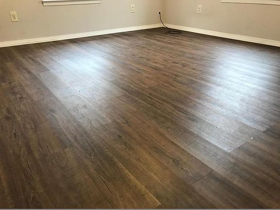 4th image of 415B Eureka St
