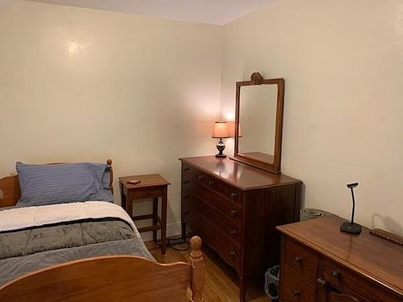 2nd image of 186 Washington St #0