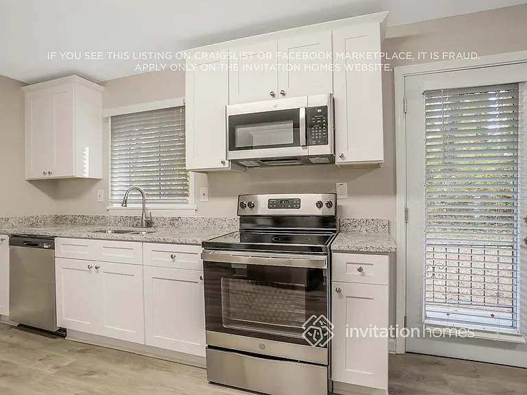 2631 Cavalier Dr — Photo 10
